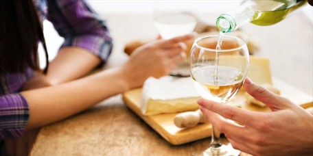 $19 -- Bucks County Winery Tour, Tastings & Cheese for 2